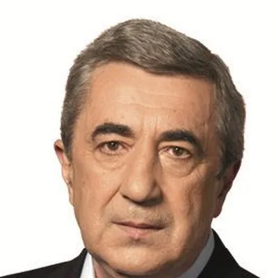 Prof. univ. dr. Florian Popa
